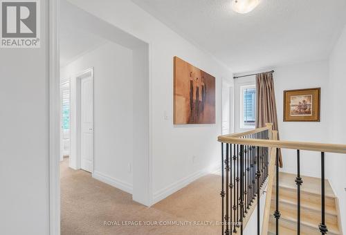 33 Prairie  Grass Crescent, East Gwillimbury, ON - Indoor Photo Showing Other Room