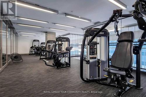 3402 - 89 Dunfield Avenue, Toronto (Mount Pleasant West), ON - Indoor Photo Showing Gym Room