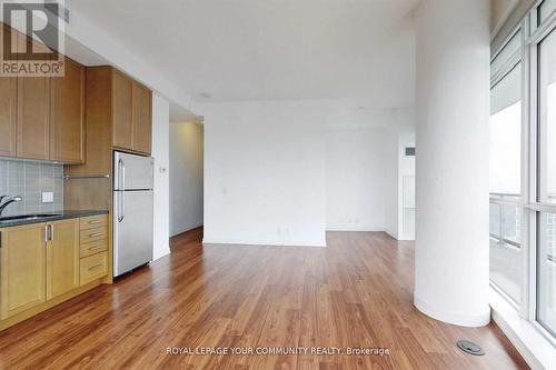 3402 - 89 Dunfield Avenue, Toronto (Mount Pleasant West), ON - Indoor Photo Showing Kitchen