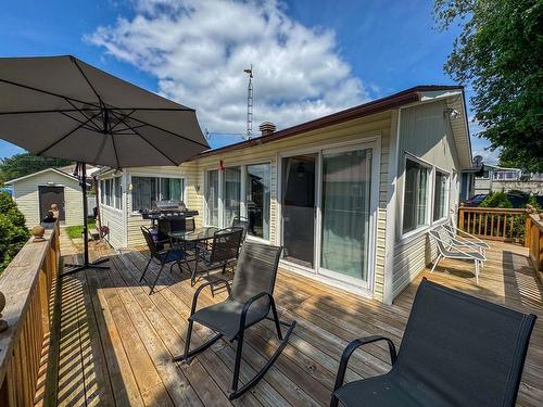 Terrasse - 17 Rue Beach, Grenville-Sur-La-Rouge, QC - Outdoor With Deck Patio Veranda With Exterior