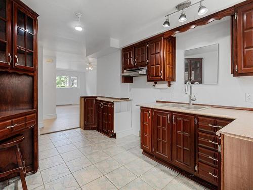 Kitchen - 1-9440 Rue Hochelaga, Montréal (Mercier/Hochelaga-Maisonneuve), QC - Indoor Photo Showing Kitchen With Double Sink