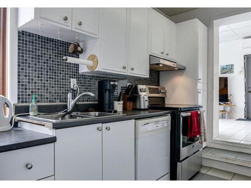 Kitchen - 49  - 53 Rue St-Antoine, Trois-Rivières, QC - Indoor Photo Showing Kitchen With Double Sink