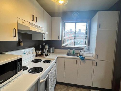 Kitchen - 9161  - 9175 Av. André-Mathieu, Montréal (Anjou), QC - Indoor Photo Showing Kitchen