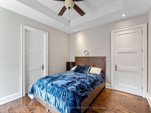 231 Lonsmount Dr, Toronto, ON - Indoor Photo Showing Bedroom