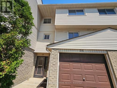 38 - 300 Sandringham Crescent, London, ON - Outdoor