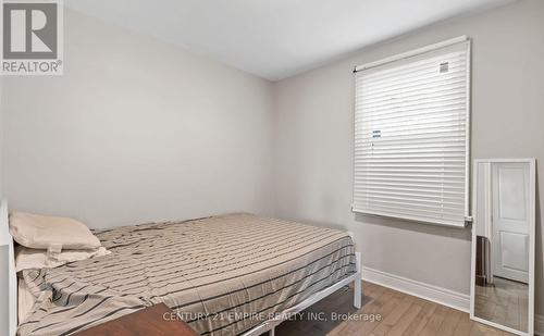 78 Chapel Street N, Thorold, ON - Indoor Photo Showing Bedroom