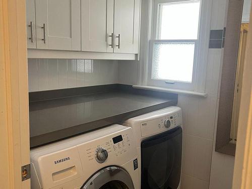 158 Church St, Mississauga, ON - Indoor Photo Showing Laundry Room