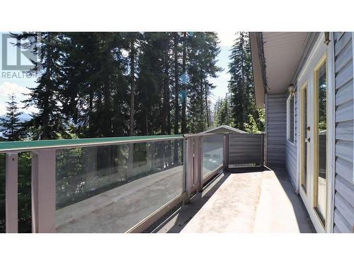 4351 Copper Cove Road Unit# 30, Scotch Creek, BC - Outdoor With Exterior