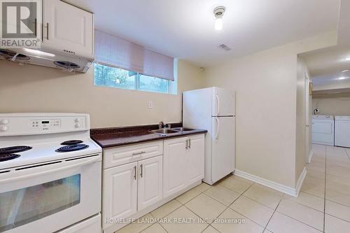 217 Crestwood Road, Vaughan, ON - Indoor Photo Showing Kitchen With Double Sink