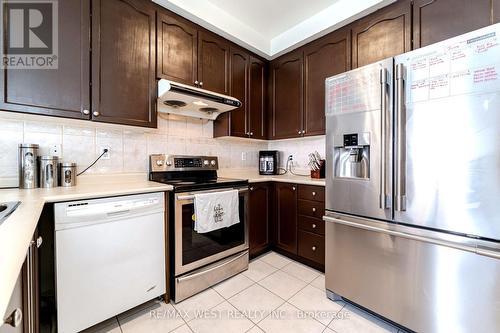 58 Bullrush Drive, Vaughan (Vellore Village), ON - Indoor Photo Showing Kitchen