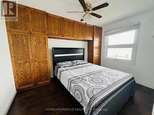 213 Snug Harbour Road, Kawartha Lakes, ON - Indoor Photo Showing Bedroom