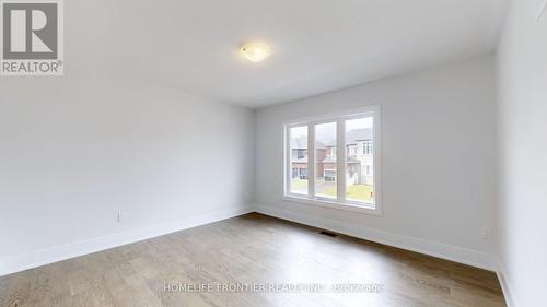 1357 Harrington Street, Innisfil (Lefroy), ON - Indoor Photo Showing Other Room