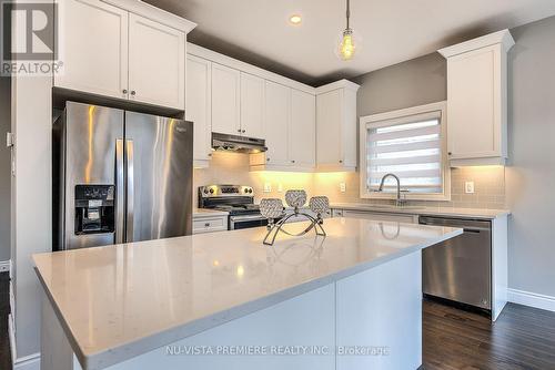 1926 Jim Hebb Way, London, ON - Indoor Photo Showing Kitchen With Stainless Steel Kitchen With Upgraded Kitchen