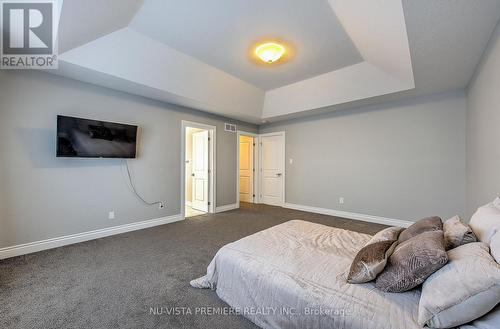 1926 Jim Hebb Way, London, ON - Indoor Photo Showing Bedroom