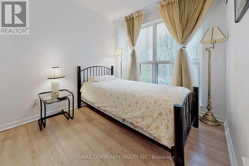 1612 - 8 Park Road, Toronto (Rosedale-Moore Park), ON - Indoor Photo Showing Bedroom