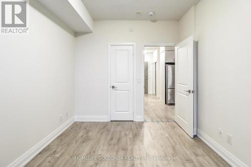 323 - 591 Sheppard Avenue E, Toronto (Bayview Village), ON - Indoor Photo Showing Other Room