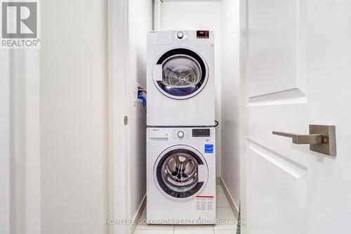 323 - 591 Sheppard Avenue E, Toronto (Bayview Village), ON - Indoor Photo Showing Laundry Room