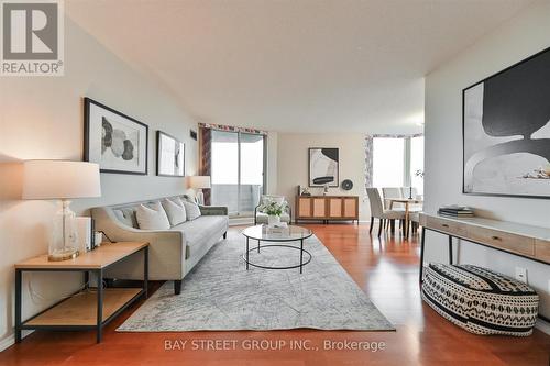 1708 - 30 Thunder Grove, Toronto (Agincourt North), ON - Indoor Photo Showing Living Room