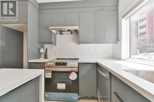 Laneway - 94 Dovercourt Road, Toronto (Little Portugal), ON - Indoor Photo Showing Kitchen