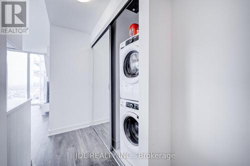 3104 - 99 Broadway Avenue, Toronto (Mount Pleasant West), ON - Indoor Photo Showing Laundry Room