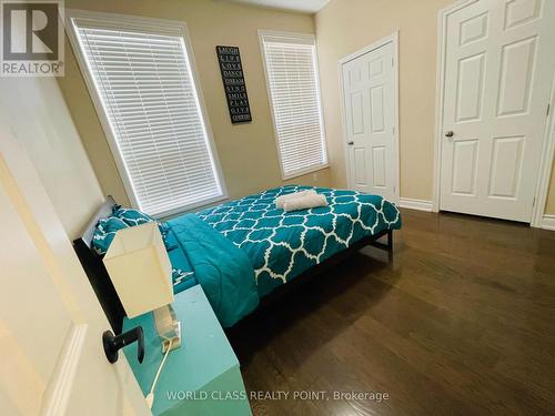 257 Cannon Street E, Hamilton (Beasley), ON - Indoor Photo Showing Bedroom