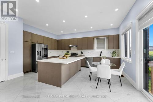 223 Granite Ridge Trail, Hamilton (Waterdown), ON - Indoor Photo Showing Kitchen