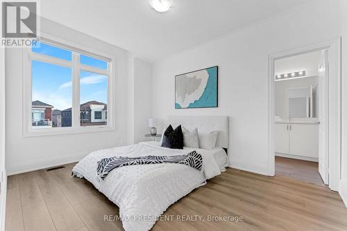 223 Granite Ridge Trail, Hamilton (Waterdown), ON - Indoor Photo Showing Bedroom