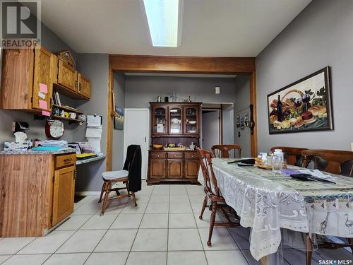 250 3Rd Avenue E, Gravelbourg, SK - Indoor