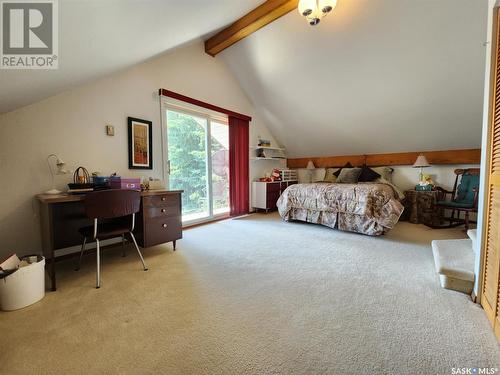 250 3Rd Avenue E, Gravelbourg, SK - Indoor Photo Showing Bedroom