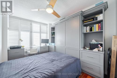 806 - 2045 Lake Shore Boulevard, Toronto (Mimico), ON - Indoor Photo Showing Bedroom