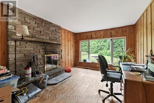 5196 Valleyview Crescent, Hamilton Township (Bewdley), ON - Indoor With Fireplace