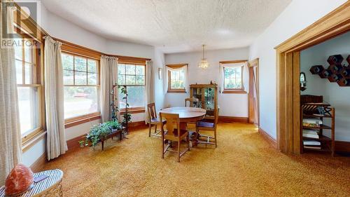 2023 Thompson Avenue, Rossland, BC - Indoor Photo Showing Dining Room