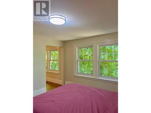 2023 Thompson Avenue, Rossland, BC - Indoor Photo Showing Bedroom