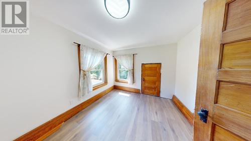 2023 Thompson Avenue, Rossland, BC - Indoor Photo Showing Bedroom