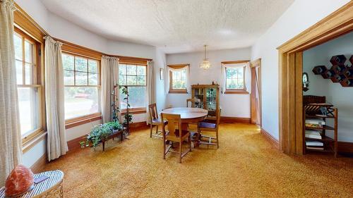 2023 Thompson Avenue, Rossland, BC - Indoor Photo Showing Dining Room