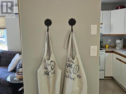 A-6855 Irvine Street, Powell River, BC - Indoor Photo Showing Laundry Room