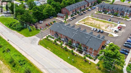 13 - 252 Penetanguishene Road, Barrie (Georgian Drive), ON 