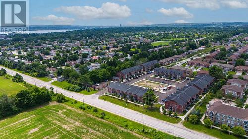 13 - 252 Penetanguishene Road, Barrie (Georgian Drive), ON 