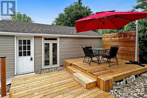 16 Third Street, Kawartha Lakes (Dunsford), ON - Outdoor With Deck Patio Veranda With Exterior