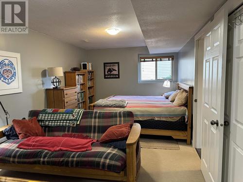 211 Foster Way, Williams Lake, BC - Indoor Photo Showing Bedroom