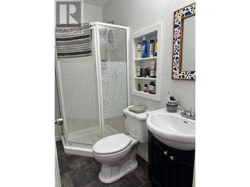 211 Foster Way, Williams Lake, BC - Indoor Photo Showing Bathroom