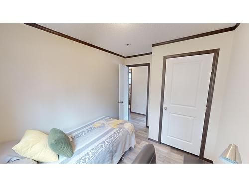 513 Pagurut Avenue W, Cranbrook, BC - Indoor Photo Showing Bedroom