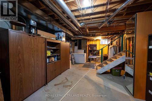 7644 Riverside Drive, Lambton Shores (Port Franks), ON - Indoor Photo Showing Basement