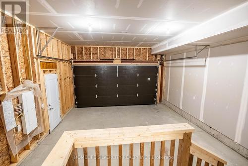 527 Bonaventure Court, Sudbury Remote Area, ON - Indoor Photo Showing Garage