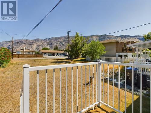 6215 Maple Drive, Osoyoos, BC - Outdoor