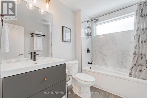 32 Kaiser Lane, Middlesex Centre (Komoka), ON - Indoor Photo Showing Bathroom