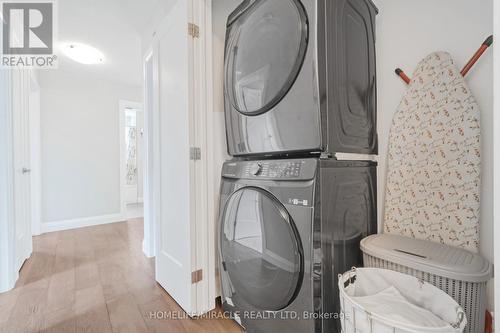 32 Kaiser Lane, Middlesex Centre (Komoka), ON - Indoor Photo Showing Laundry Room