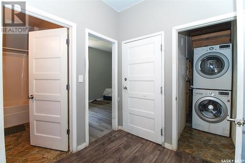 1352 Angus Street, Regina, SK - Indoor Photo Showing Laundry Room