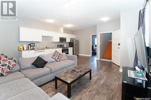 1352 Angus Street, Regina, SK - Indoor Photo Showing Living Room