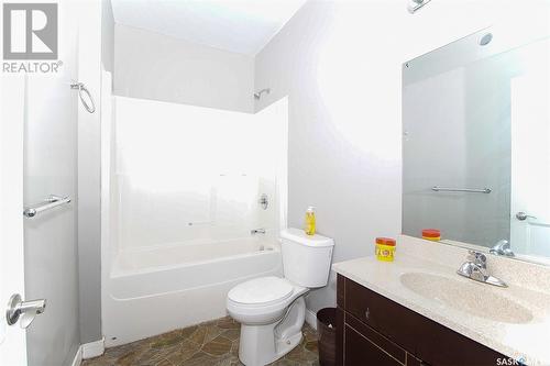 1352 Angus Street, Regina, SK - Indoor Photo Showing Bathroom